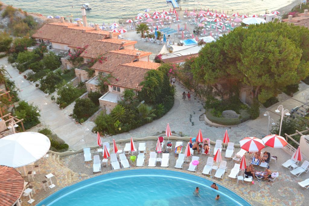 Vila 15 Bougainville Sarandë Exterior foto